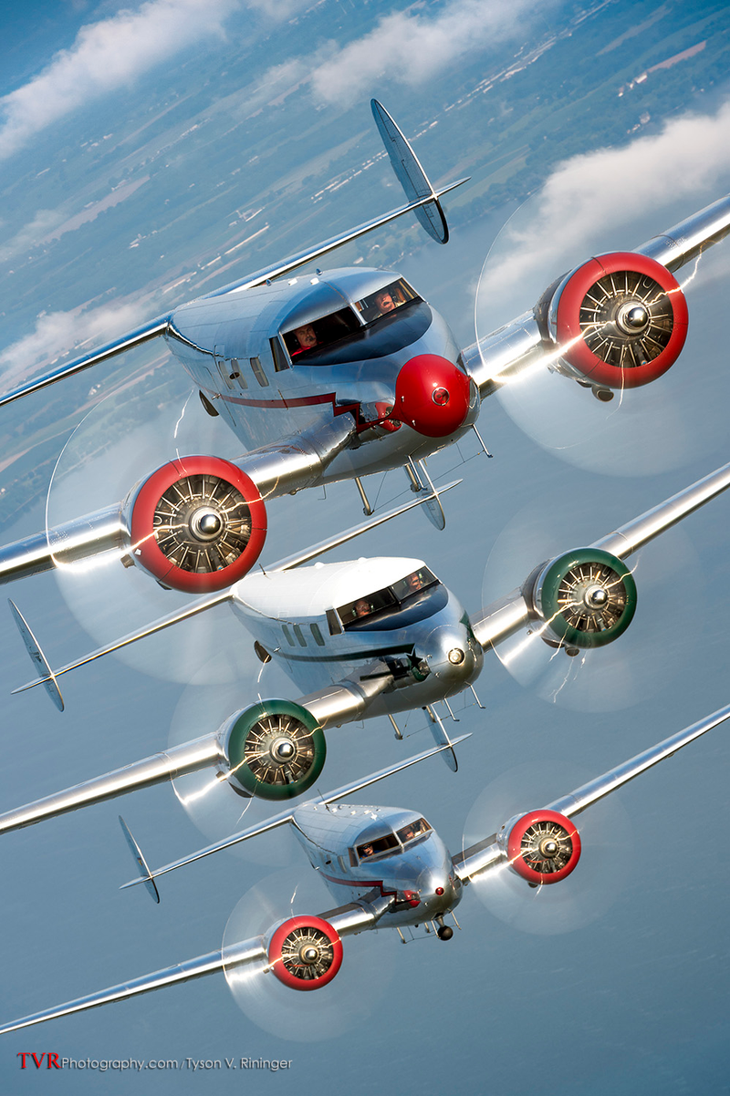 Illustration for article titled All These Jaw-Dropping Airplane Images Were Taken By This Flying Photog